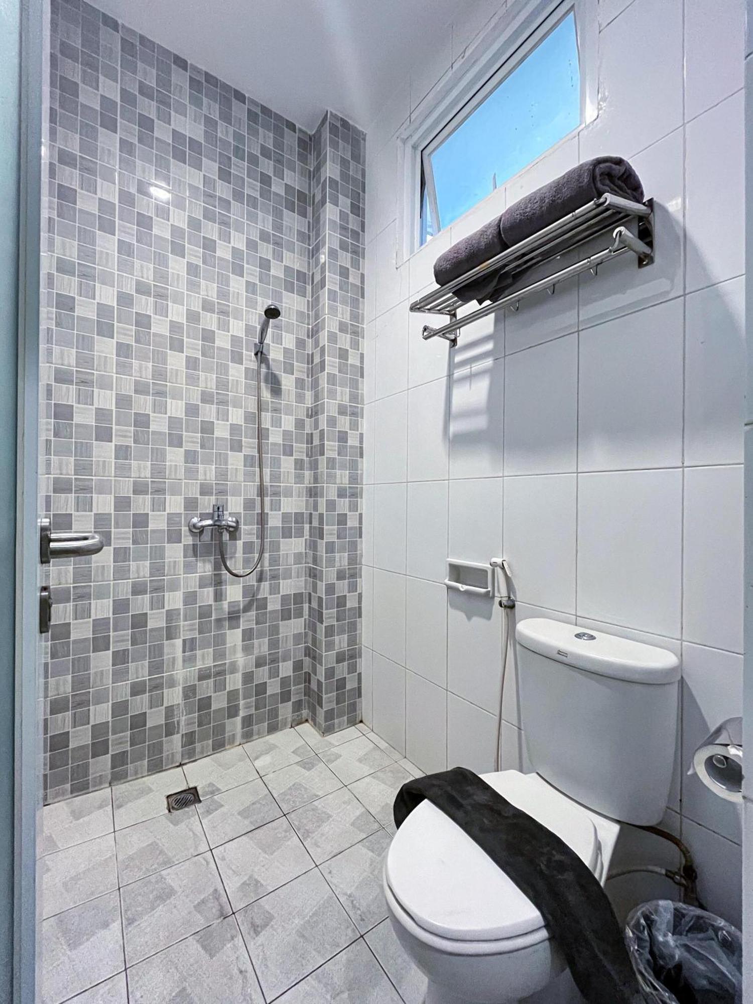 Ceria Boutique Hotel Maguwo Exteriör bild