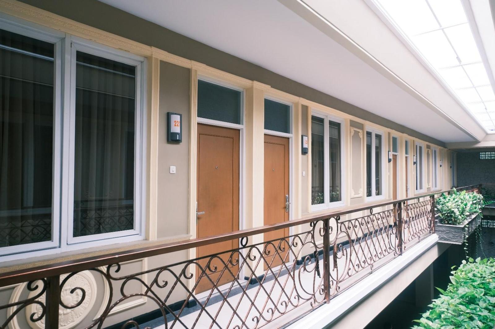 Ceria Boutique Hotel Maguwo Exteriör bild