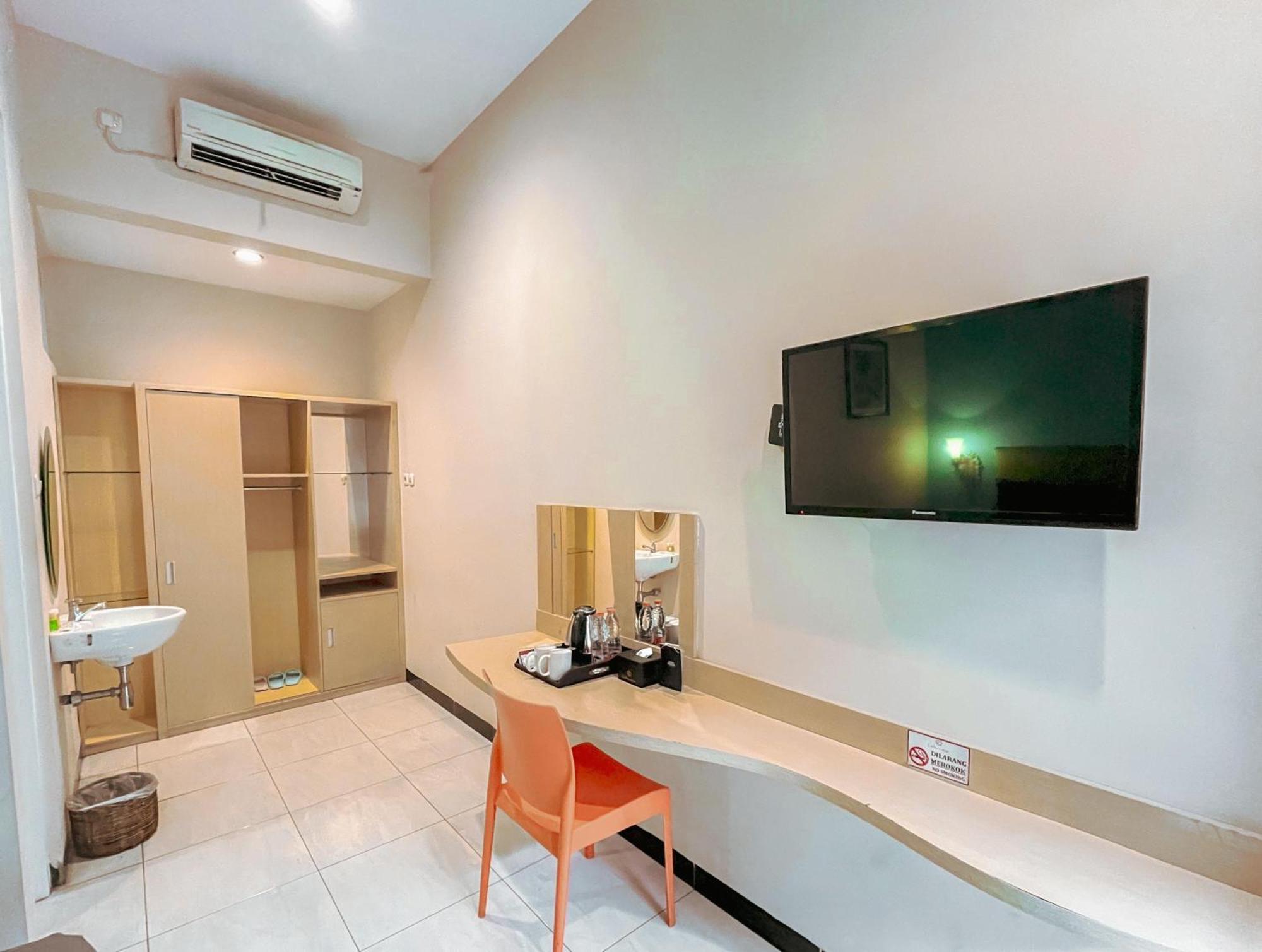 Ceria Boutique Hotel Maguwo Exteriör bild